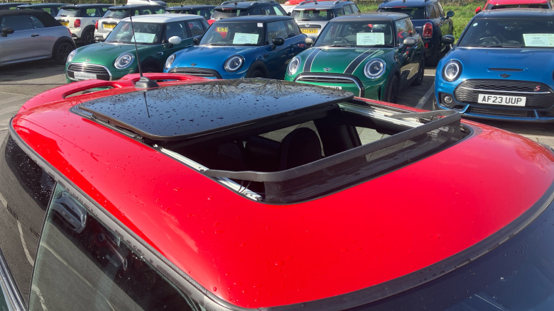 MINI Hatchback 2.0 John Cooper Works Premium 3dr Auto Petrol Hatchback